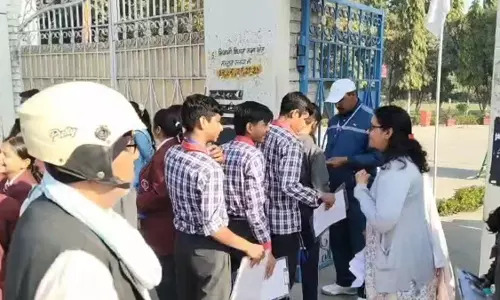 Bhiwani: HBSE 12th Exam: सख्त निगरानी में परीक्षा संचालन