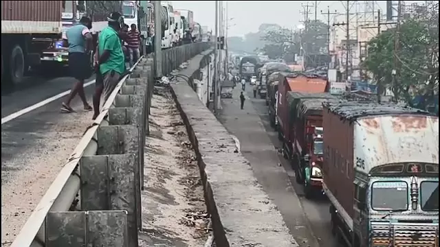 Bhadrak में ट्रक-टाटा ऐस टक्कर, ड्राइवर की मौत Bhadrak में ट्रक-टाटा ऐस टक्कर, ड्राइवर की मौत