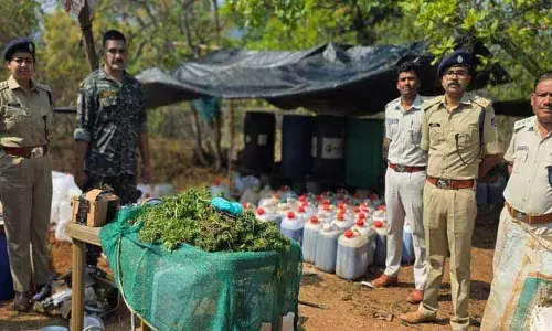 Koraput police ने अंतरराज्यीय हशीश तेल इकाई का भंडाफोड़ किया, 1,800 लीटर हशीश जब्त की