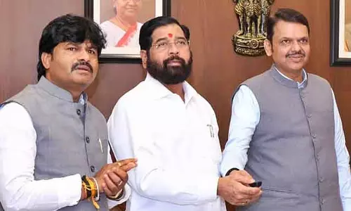 मुंबई में नया फ्लाईओवर: CM फडणवीस ने इसका उद्घाटन किया मुंबई में नया फ्लाईओवर: CM फडणवीस ने इसका उद्घाटन किया
