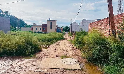 Yamunanagar में अवैध कॉलोनियों पर रोक लगाने के लिए डीसी ने की मीटिंग Yamunanagar में अवैध कॉलोनियों पर रोक लगाने के लिए डीसी ने की मीटिंग