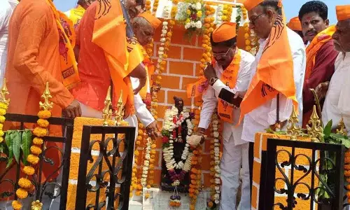 Allapur में छत्रपति शिवाजी महाराज की मूर्ति का अनावरण Allapur में छत्रपति शिवाजी महाराज की मूर्ति का अनावरण