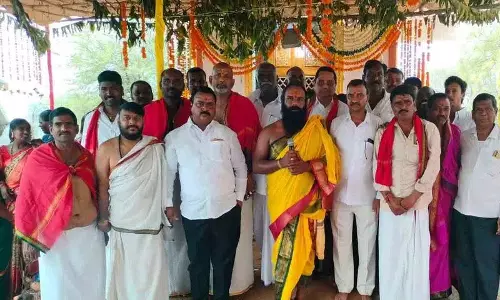 Edapalli में नल्ला पोचम्मा की मूर्ति को फिर से स्थापित किया गया Edapalli में नल्ला पोचम्मा की मूर्ति को फिर से स्थापित किया गया