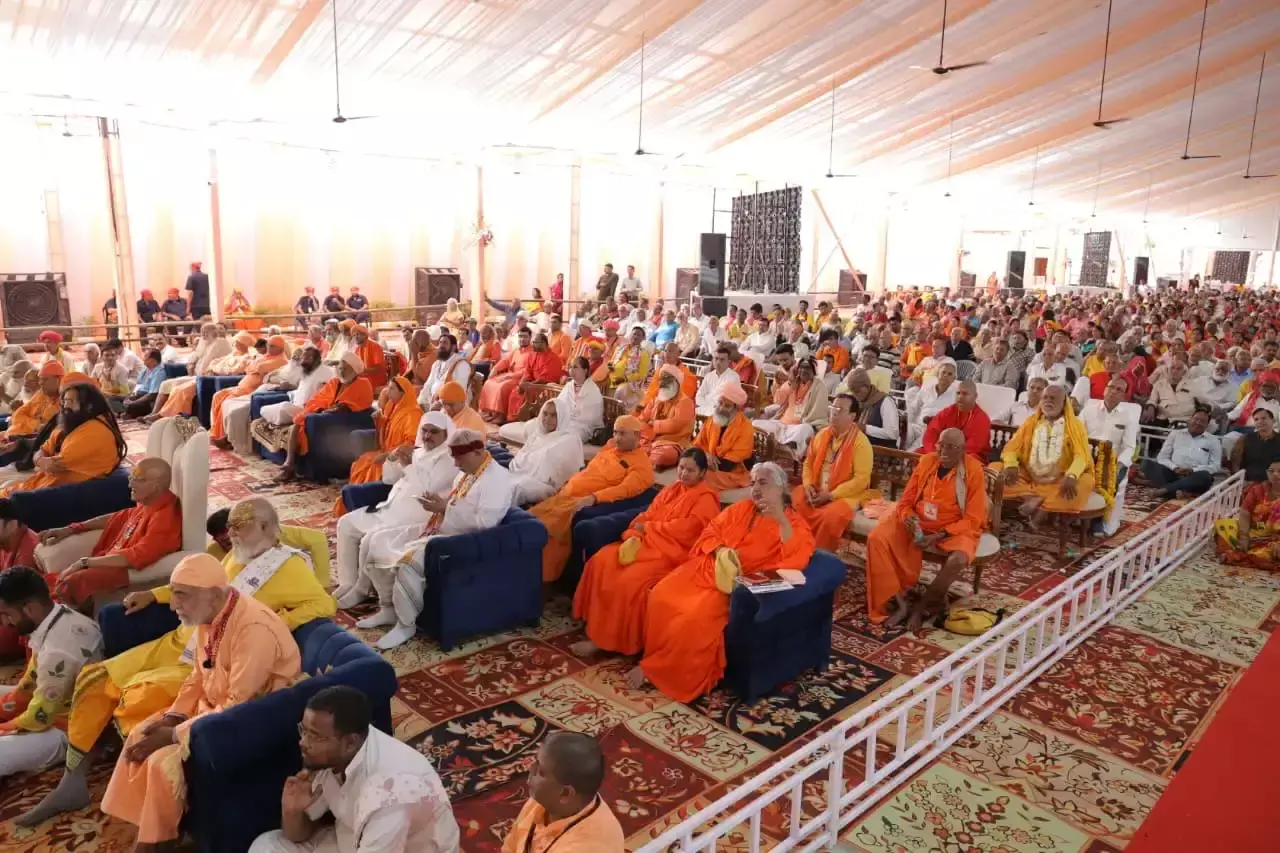 Bhilwara: सनातन मंगल महोत्सव के समापन पर विशेष कार्यक्रम Bhilwara: सनातन मंगल महोत्सव के समापन पर विशेष कार्यक्रम