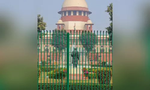 सुप्रीम कोर्ट ने झूठे मामलों में अंकुश लगाने के लिए दायर जनहित याचिका पर केंद्र और राज्यों से जवाब मांगा सुप्रीम कोर्ट ने झूठे मामलों में अंकुश लगाने के लिए दायर जनहित याचिका पर केंद्र और राज्यों से जवाब मांगा