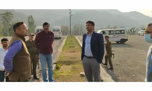 DC Reasi ने श्री शिव खोरी मंदिर में विकास कार्यों की प्रगति की समीक्षा की DC Reasi ने श्री शिव खोरी मंदिर में विकास कार्यों की प्रगति की समीक्षा की