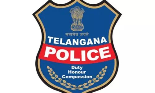 4,215 करोड़ की निवेश धोखाधड़ी में फाल्कन ग्रुप के पूर्व COO गिरफ्तार 4,215 करोड़ की निवेश धोखाधड़ी में फाल्कन ग्रुप के पूर्व COO गिरफ्तार