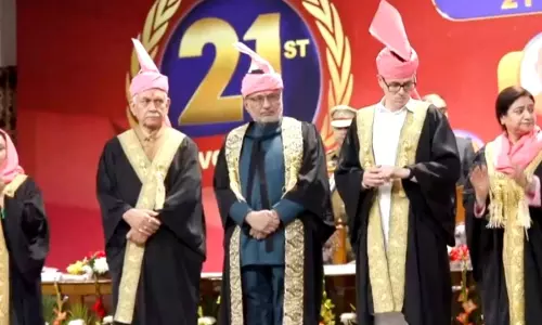 Srinagar: राष्ट्र निर्माण युवाओं की प्राथमिकता हो: उपराज्यपाल सिन्हा Srinagar: राष्ट्र निर्माण युवाओं की प्राथमिकता हो: उपराज्यपाल सिन्हा