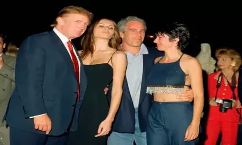 ट्रंप के खिलाफ आरोप वाली Epstein की ज़रूरी फाइलें क्यों गायब हैं? ट्रंप के खिलाफ आरोप वाली Epstein की ज़रूरी फाइलें क्यों गायब हैं?