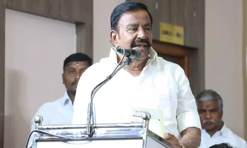 DMK के केएन नेहरू ने स्टालिन को सत्ता में बने रहने की सलाह दी