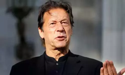 बहन ने बताया कि जेल में बंद नेता Imran Khan ने पिछली मुलाकात में उनसे क्या कहा था