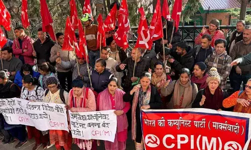 CPM ने भारत-US ट्रेड डील का विरोध किया, केंद्र से डिटेल्स पब्लिक करने को कहा