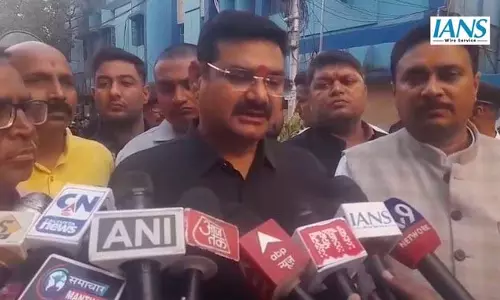 Howrah शूटआउट मामले पर यूपी मंत्री संजय सिंह का हमला Howrah शूटआउट मामले पर यूपी मंत्री संजय सिंह का हमला
