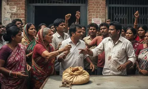 Consumers की शिकायत है कि उन्हें राशन में उनकी ज़रूरत से कम खाने का सामान दिया जा रहा Consumers की शिकायत है कि उन्हें राशन में उनकी ज़रूरत से कम खाने का सामान दिया जा रहा
