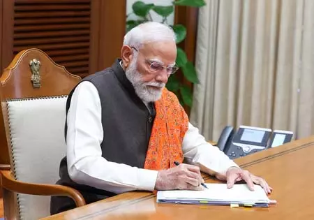 आर नल्लकन्नू के निधन पर पीएम मोदी ने जताया दुख, बोले- हर वर्ग के लोग करते थे सम्मान आर नल्लकन्नू के निधन पर पीएम मोदी ने जताया दुख, बोले- हर वर्ग के लोग करते थे सम्मान