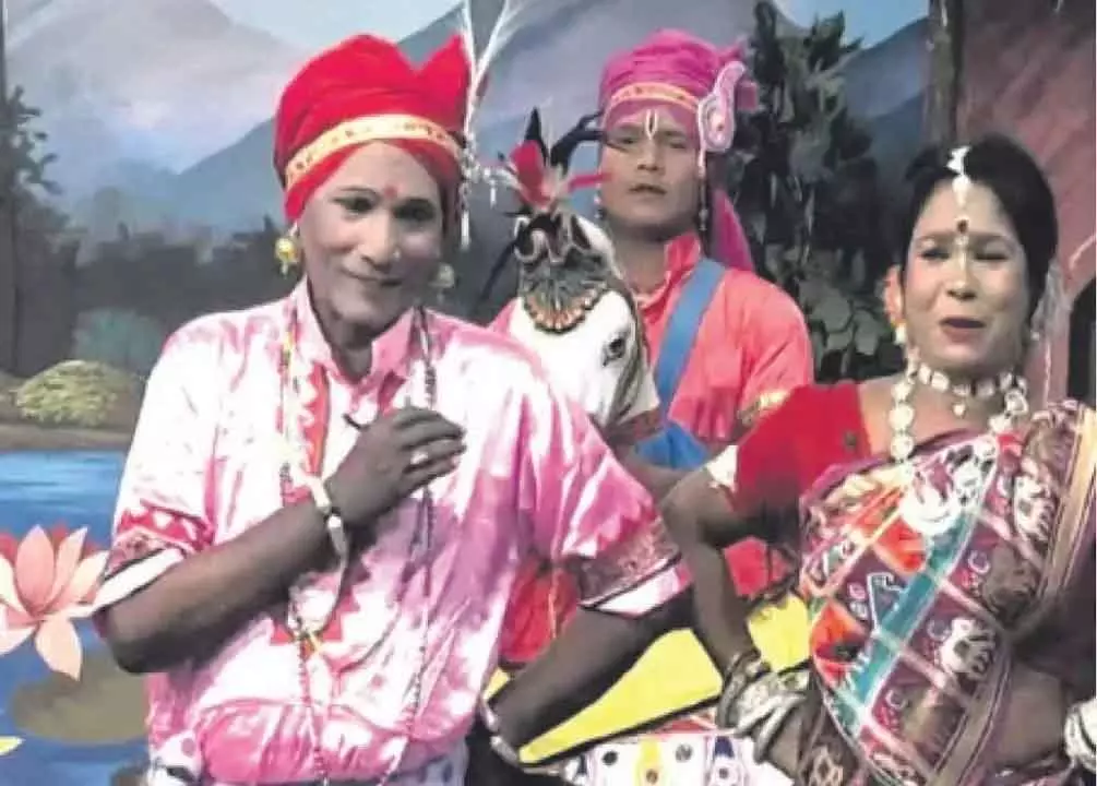 Odisha : मशहूर घोड़ानाचा कलाकार डॉ. उच्छब चरण दास का निधन हो गया Odisha : मशहूर घोड़ानाचा कलाकार डॉ. उच्छब चरण दास का निधन हो गया