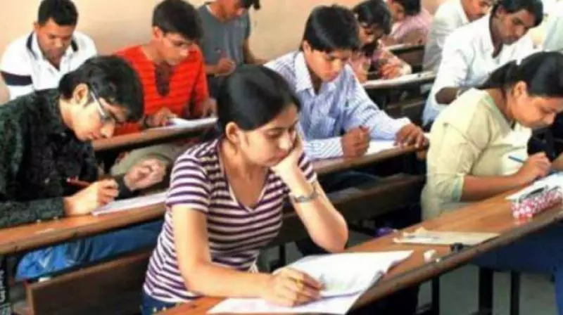 Telangana : निज़ामाबाद में इंटरमीडिएट की परीक्षाएँ शांतिपूर्वक हुईं Telangana : निज़ामाबाद में इंटरमीडिएट की परीक्षाएँ शांतिपूर्वक हुईं