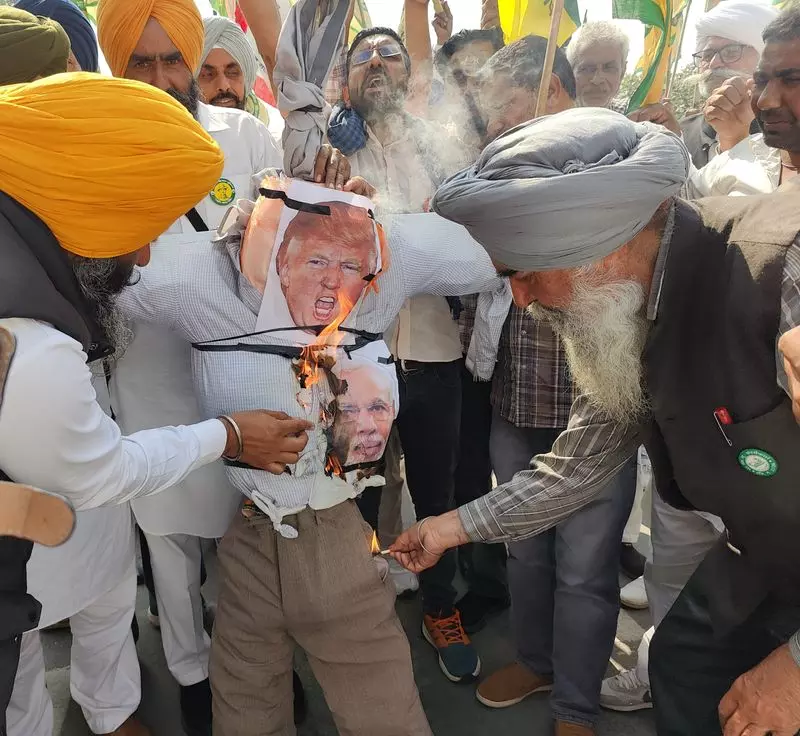 Kurukshetra में तीन दिवसीय किसान महापड़ाव का समापन Kurukshetra में तीन दिवसीय किसान महापड़ाव का समापन