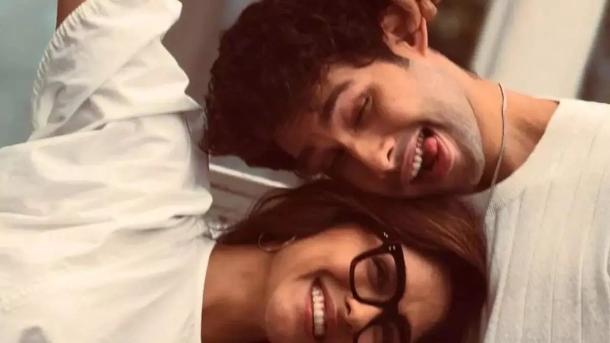 Do Deewane Seher Mein बॉक्स ऑफिस: सिद्धांत चतुर्वेदी, मृणाल ठाकुर की फिल्म Do Deewane Seher Mein बॉक्स ऑफिस: सिद्धांत चतुर्वेदी, मृणाल ठाकुर की फिल्म