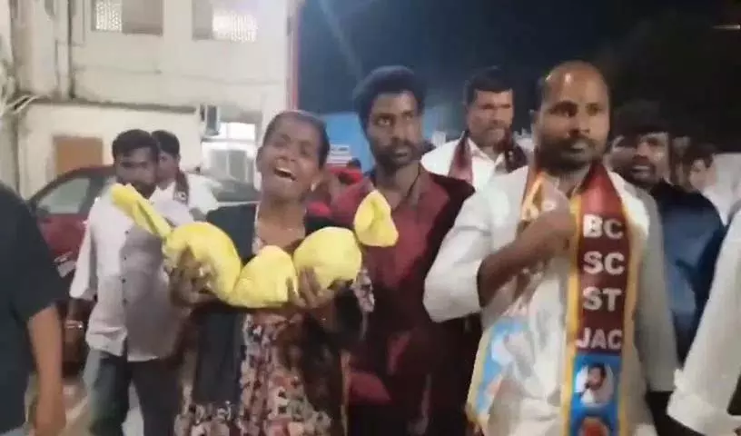 Kummera में जातिगत भेदभाव के हमले को लेकर राष्ट्रीय मानवाधिकार आयोग गंभीर Kummera में जातिगत भेदभाव के हमले को लेकर राष्ट्रीय मानवाधिकार आयोग गंभीर