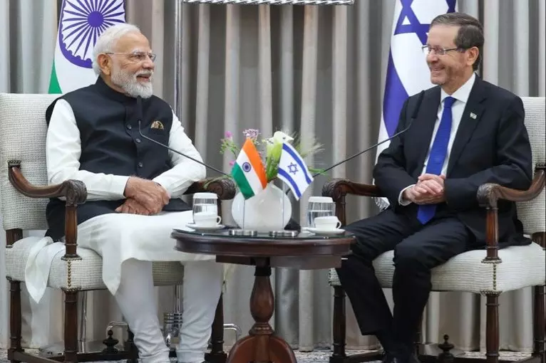 PM मोदी और इज़राइल राष्ट्रपति की अहम बैठक PM मोदी और इज़राइल राष्ट्रपति की अहम बैठक