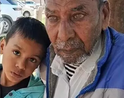 Jhajjar: मासूम की उम्र बढ़ी कागजों में, परिवार हैरान Jhajjar: मासूम की उम्र बढ़ी कागजों में, परिवार हैरान