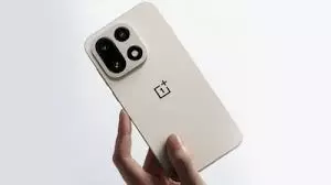 OnePlus 15T होगा सपनों का स्मार्टफोन! 100W फास्ट, वायरलैस चार्ज के साथ मिलेगा सुपर कूलिंग फीचर OnePlus 15T होगा सपनों का स्मार्टफोन! 100W फास्ट, वायरलैस चार्ज के साथ मिलेगा सुपर कूलिंग फीचर