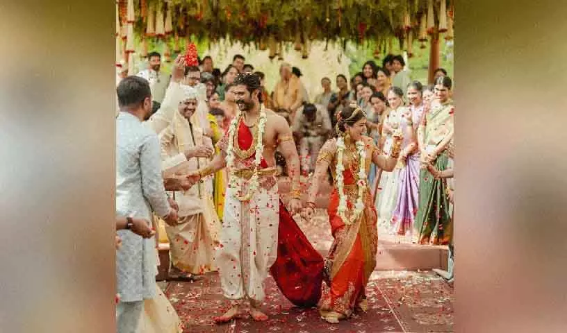 Vijay Deverakonda और रश्मिका मंदाना ने उदयपुर में की प्राइवेट शादी Vijay Deverakonda और रश्मिका मंदाना ने उदयपुर में की प्राइवेट शादी