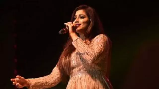 Shreya Ghoshal का कहना है कि लाइक्स और व्यूज़ किसी गाने की असली सफलता को परिभाषित नहीं करते Shreya Ghoshal का कहना है कि लाइक्स और व्यूज़ किसी गाने की असली सफलता को परिभाषित नहीं करते