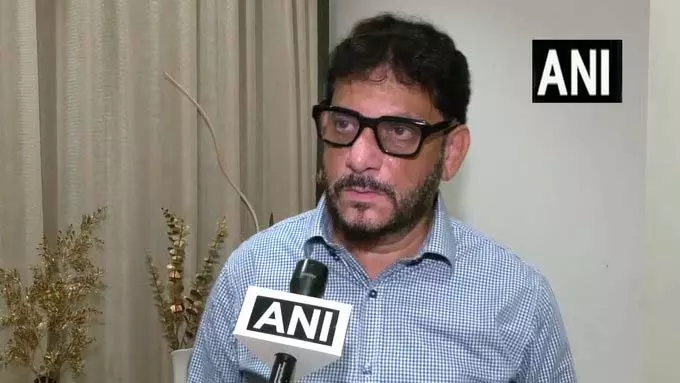 AIMIM नेता वारिस पठान ने नमाज़ पर FIR और धार्मिक स्वतंत्रता पर उठाए सवाल AIMIM नेता वारिस पठान ने नमाज़ पर FIR और धार्मिक स्वतंत्रता पर उठाए सवाल