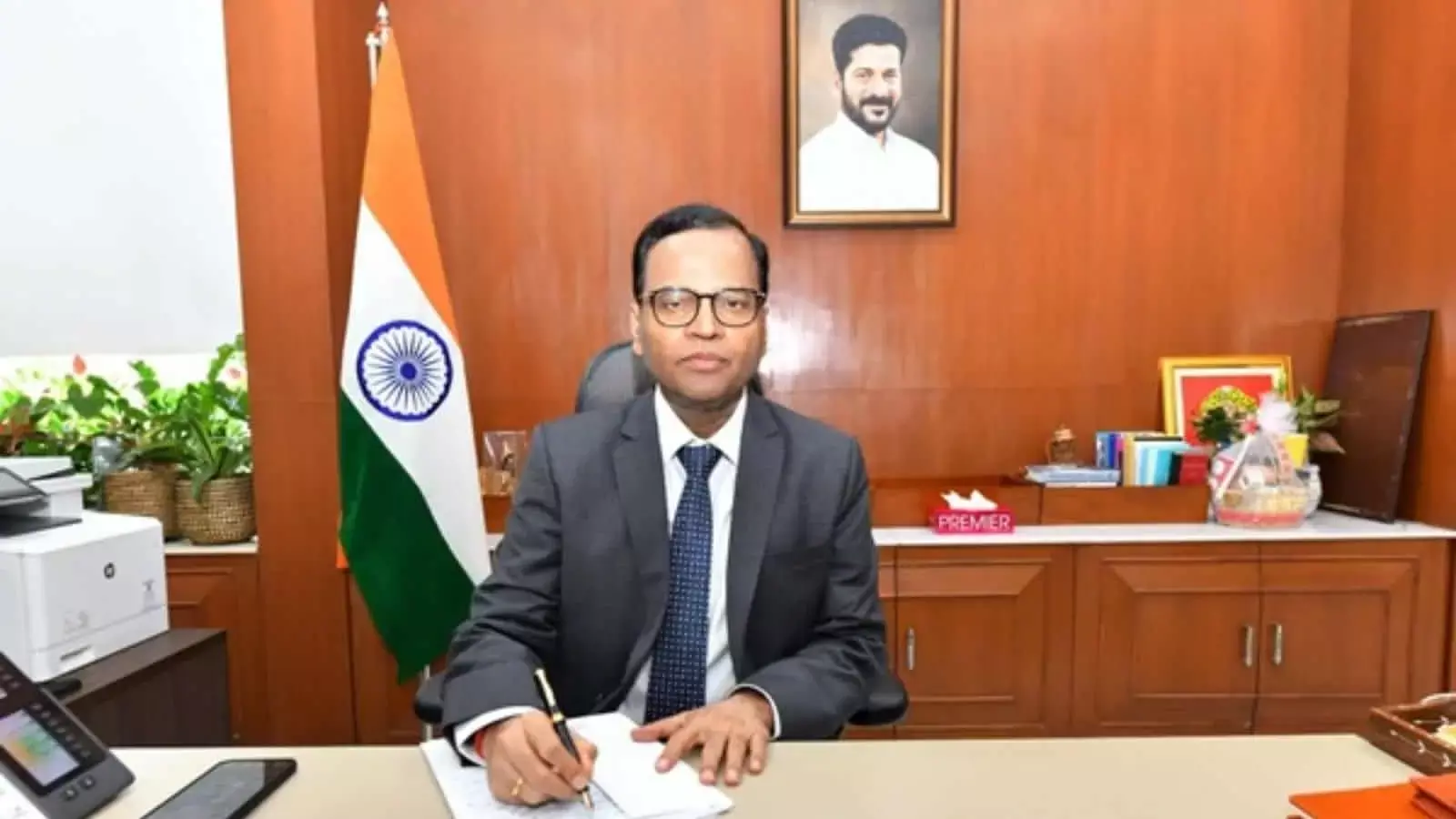 Telangana govt वेलफेयर स्कीमों को लागू करने के लिए 100 दिन का एक्शन प्लान बनाएगी