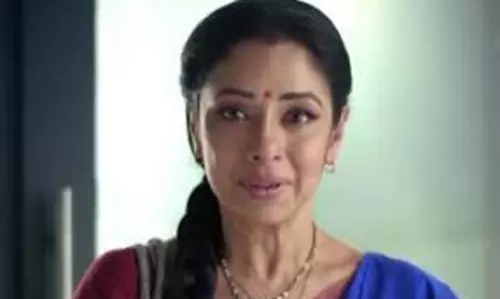 Anupama: हीरों की हेराफेरी से मचा हड़कंप Anupama: हीरों की हेराफेरी से मचा हड़कंप
