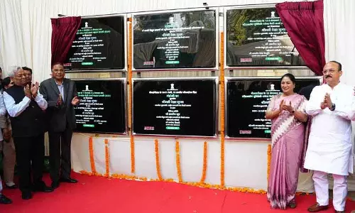 Delhi CM Rekha Gupta ने हेरिटेज, पावर इंफ्रा प्रोजेक्ट्स की शुरुआत की Delhi CM Rekha Gupta ने हेरिटेज, पावर इंफ्रा प्रोजेक्ट्स की शुरुआत की