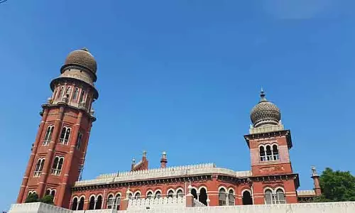 कोर्ट की अवमानना का मामला: Tambaram, वृद्धाचलम तालुका प्रमुखों पर जुर्माना कोर्ट की अवमानना का मामला: Tambaram, वृद्धाचलम तालुका प्रमुखों पर जुर्माना