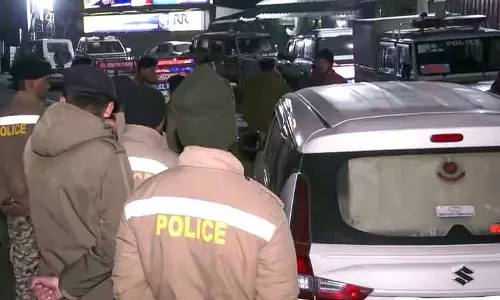 ‘शर्टलेस प्रोटेस्ट’: शिमला में हुए विवाद के बाद Delhi पुलिस 3 आरोपियों को लेकर लौटी