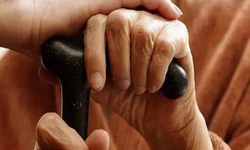 नया सख्त कानून आ रहा...बुजुर्ग माता-पिता का ध्यान नहीं रखने पर कटेगी सैलरी नया सख्त कानून आ रहा...बुजुर्ग माता-पिता का ध्यान नहीं रखने पर कटेगी सैलरी