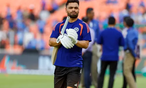 IPL चेयरमैन अरुण धूमल ने रिंकू सिंह के पिता के निधन पर शोक जताया IPL चेयरमैन अरुण धूमल ने रिंकू सिंह के पिता के निधन पर शोक जताया