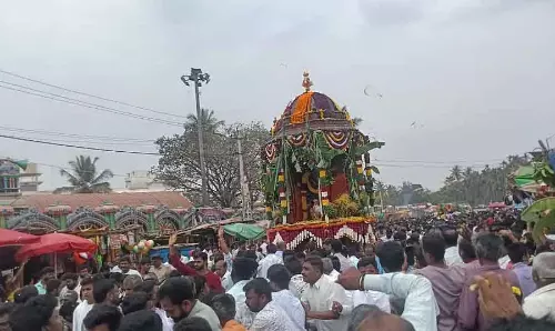 Kansawadi : शानदार शनि महात्मा रथ महोत्सव