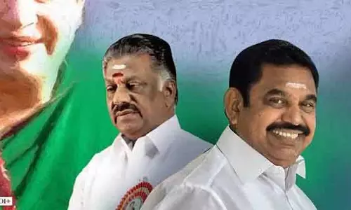 डीएमके की एंट्री के बाद AIADMK ने ओपीएस पर तीखा हमला किया डीएमके की एंट्री के बाद AIADMK ने ओपीएस पर तीखा हमला किया