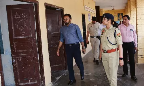 कैथल SP ने NDPS उल्लंघन पर पूरी 9 सदस्यों वाली एंटी-ड्रग टीम को पुलिस लाइन भेजा कैथल SP ने NDPS उल्लंघन पर पूरी 9 सदस्यों वाली एंटी-ड्रग टीम को पुलिस लाइन भेजा