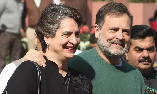 Rahul, Priyanka ने वायनाड में 100 घरों की आधारशिला रखी, पीड़ितों को परिवार कहा