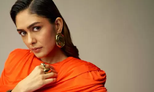 Allu Arjun ने मृणाल ठाकुर के साथ काम करने की इच्छा जताई Allu Arjun ने मृणाल ठाकुर के साथ काम करने की इच्छा जताई