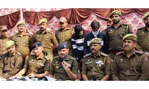 16 गाड़ियां, 196 गुमशुदा मोबाइल बरामद, Jammu South Police ने 3 आरोपियों को गिरफ्तार किया