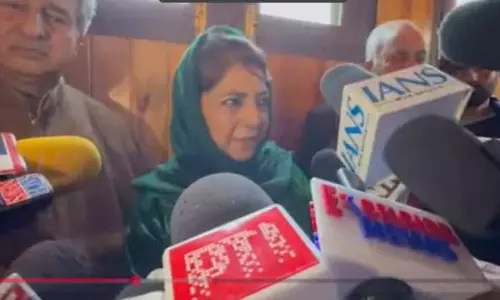 मोदी का इज़राइल दौरा भारत की विदेश नीति के खिलाफ: Mufti मोदी का इज़राइल दौरा भारत की विदेश नीति के खिलाफ: Mufti