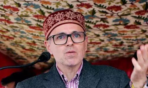 जम्मू-कश्मीर के विकास के लिए शांति ज़रूरी: Omar जम्मू-कश्मीर के विकास के लिए शांति ज़रूरी: Omar
