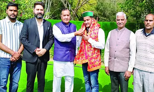होनहार नवीन बने सहायक जिला न्यायवादी
