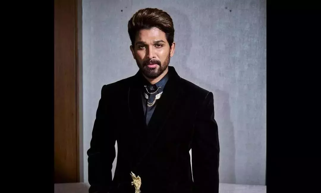 Allu अर्जुन ने मृणाल ठाकुर के साथ काम करने की इच्छा जताई अंदर की बातें Allu अर्जुन ने मृणाल ठाकुर के साथ काम करने की इच्छा जताई अंदर की बातें