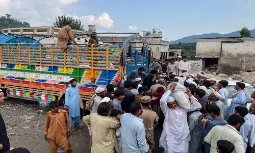 सिंधु संधि पर तनाव और संघर्ष से सप्लाई पर असर, Pakistan में गेहूं की कमी सिंधु संधि पर तनाव और संघर्ष से सप्लाई पर असर, Pakistan में गेहूं की कमी