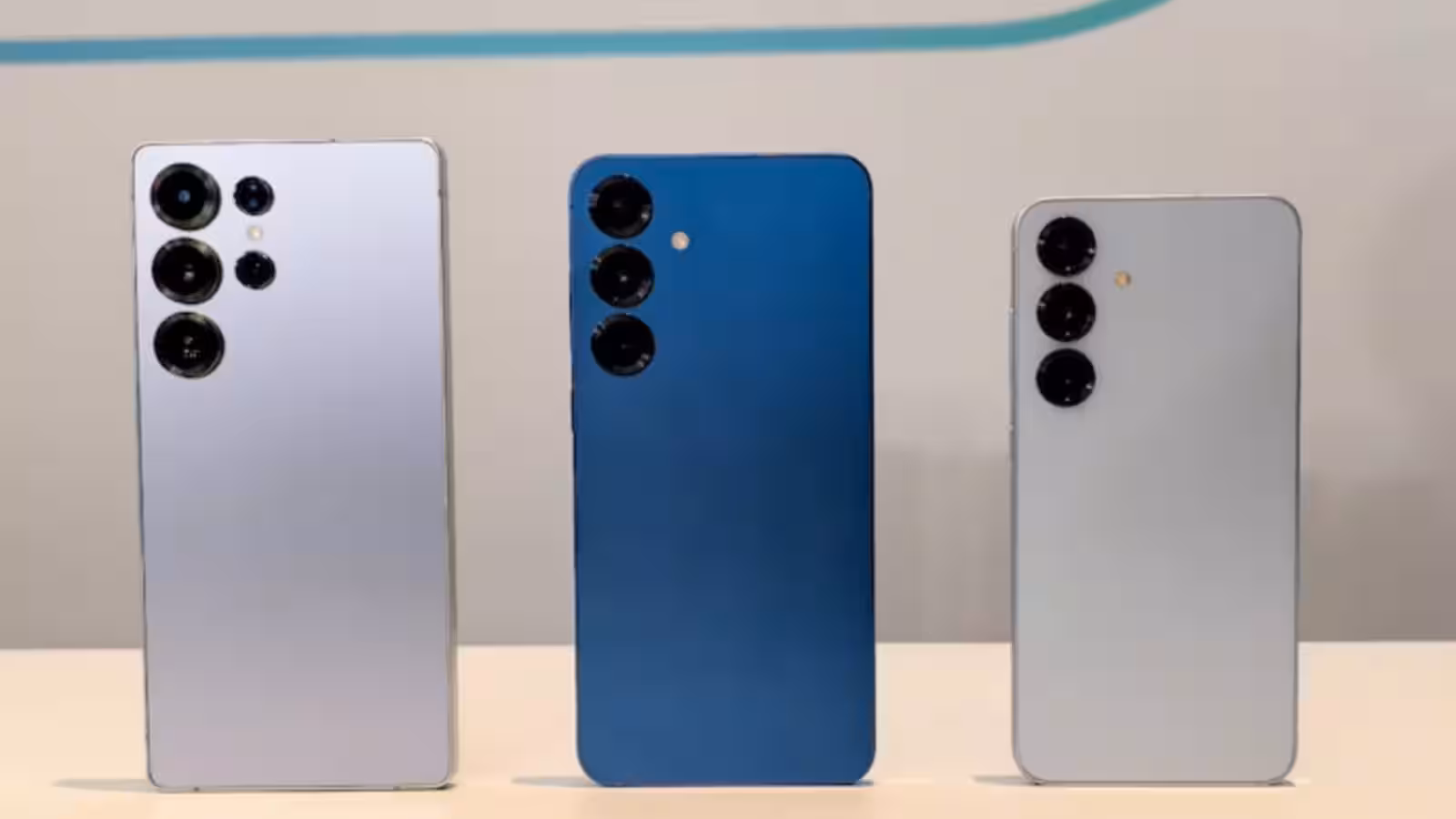 Samsung Galaxy S26 सीरीज आज हो रही लॉन्च, जानें कैसे होंगे फ्लैगशिप फोन