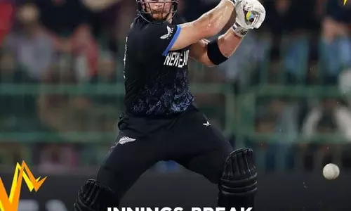 ICC T20 SUPER 8: अंतिम ओवर में गिरते विकेट, न्यूज़ीलैंड का स्कोर 159 पर सिमटा ICC T20 SUPER 8: अंतिम ओवर में गिरते विकेट, न्यूज़ीलैंड का स्कोर 159 पर सिमटा